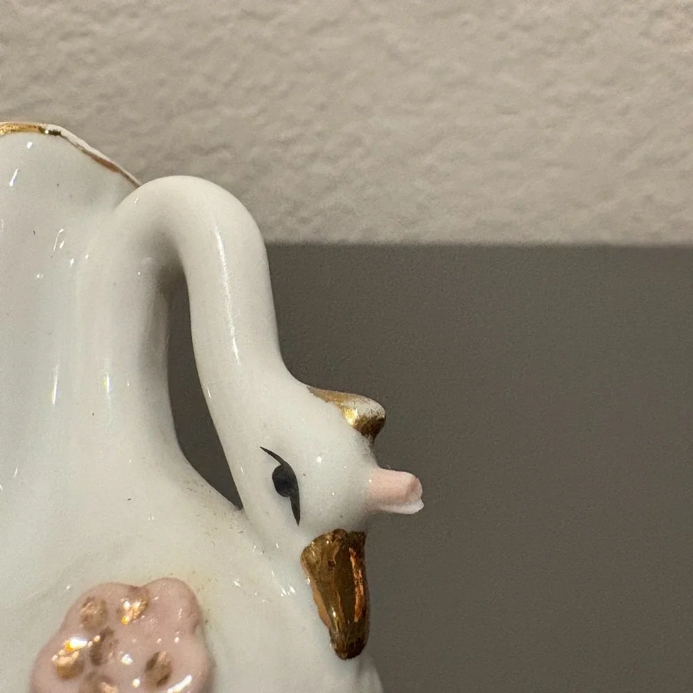 Royal Japan Vintage Salt & Pepper Shaker Set